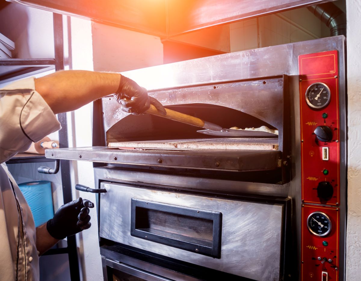 Commercial oven